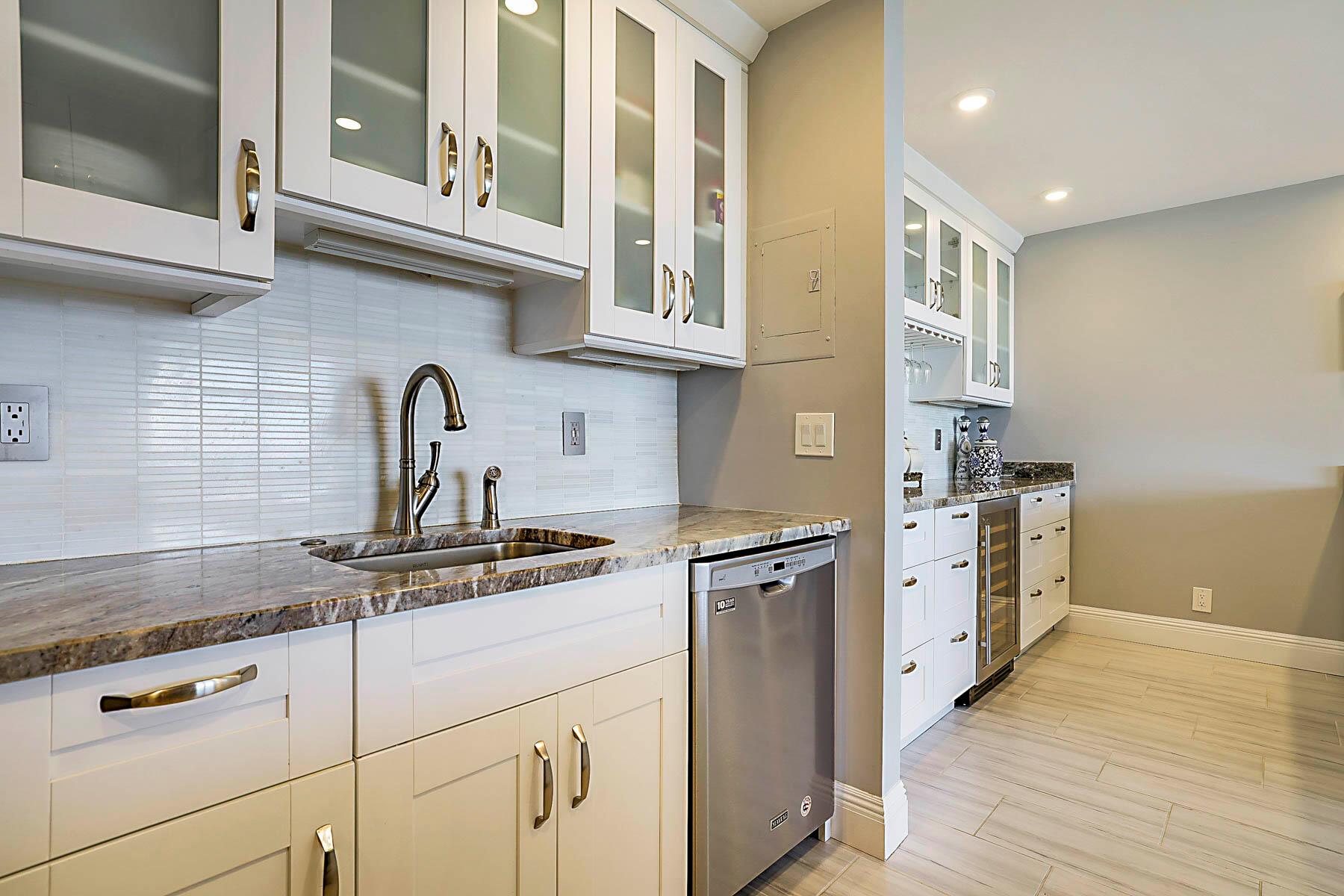 BOCA TOWERS CONDO PORTION - Residential