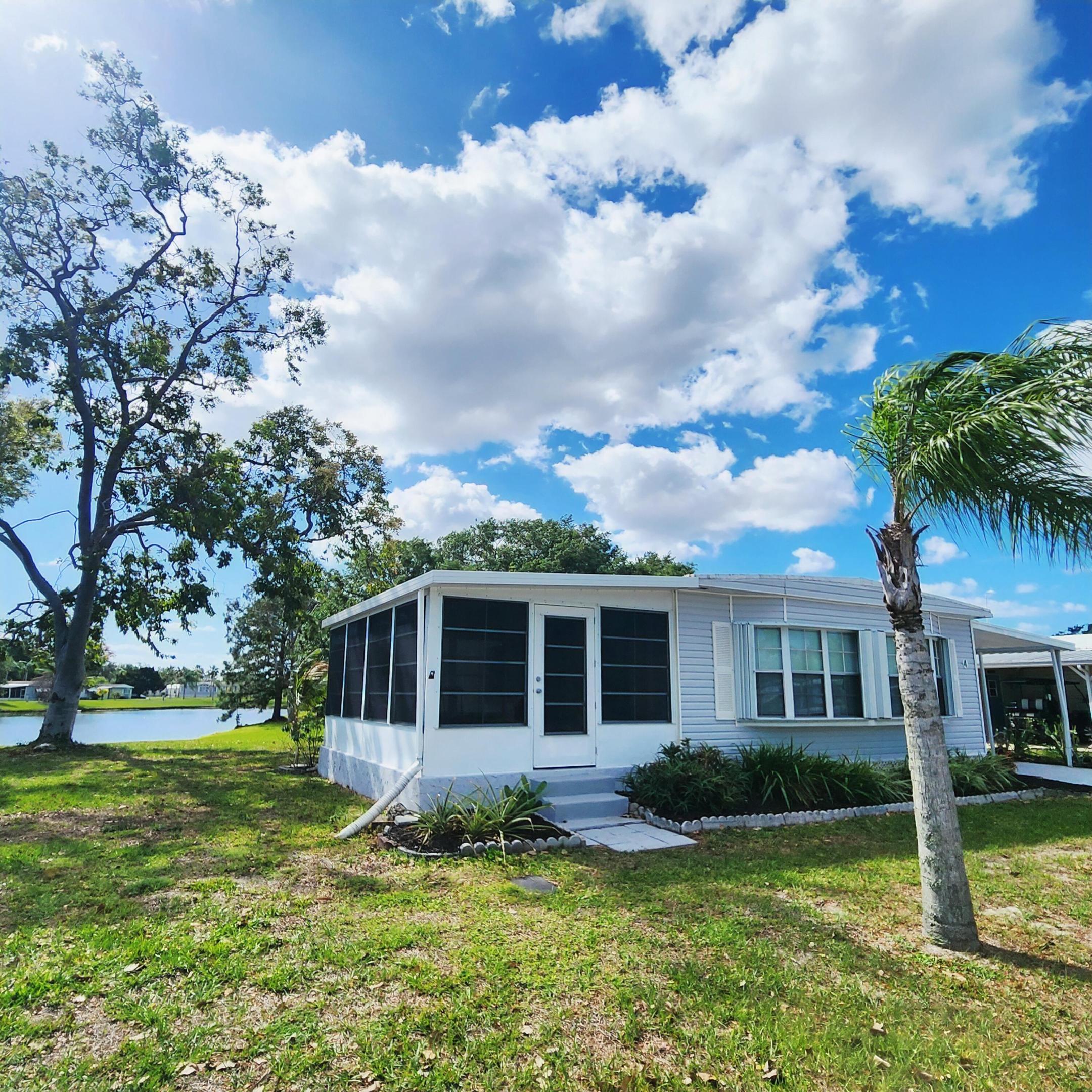 Spanish Lakes Golf Village - Residential