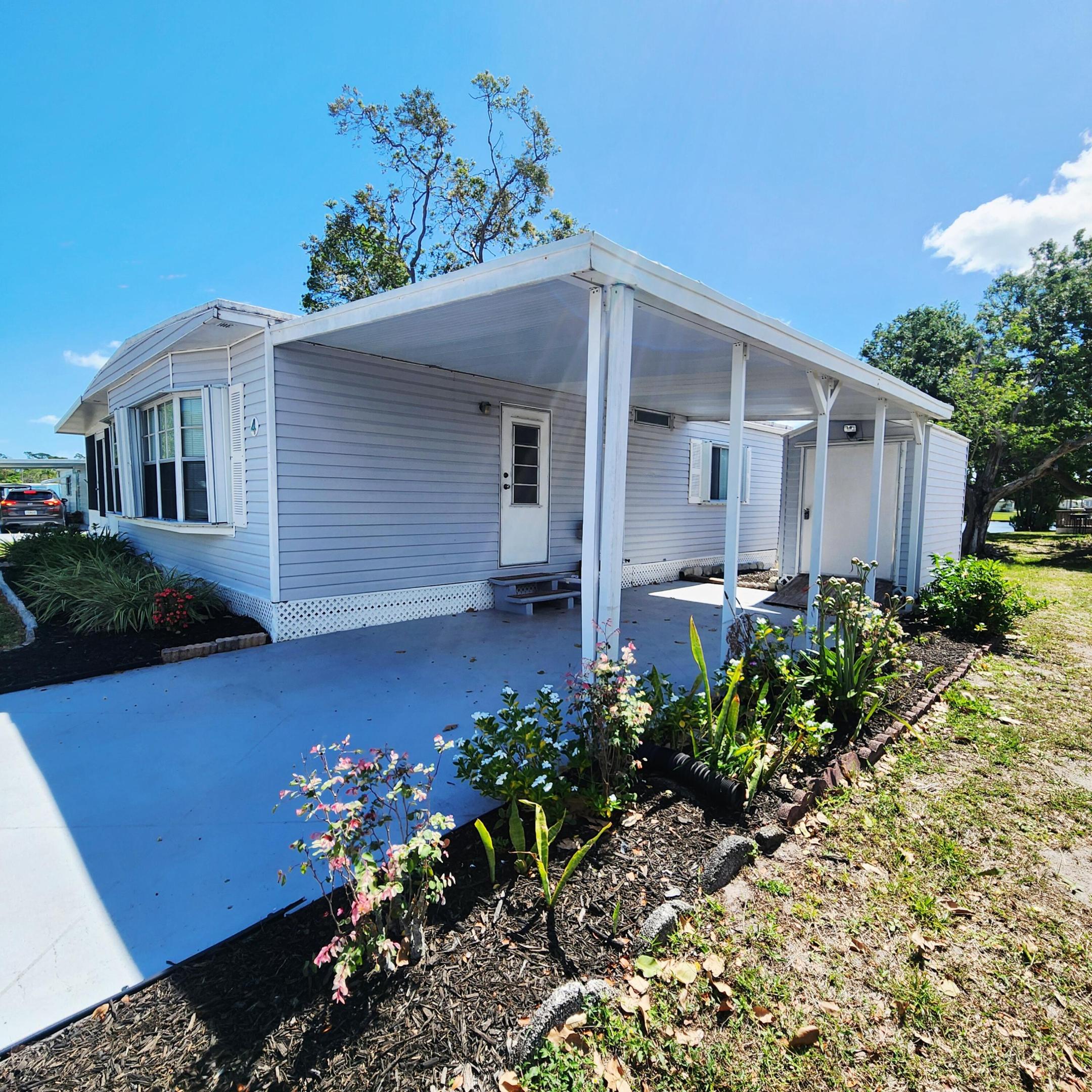 Spanish Lakes Golf Village - Residential