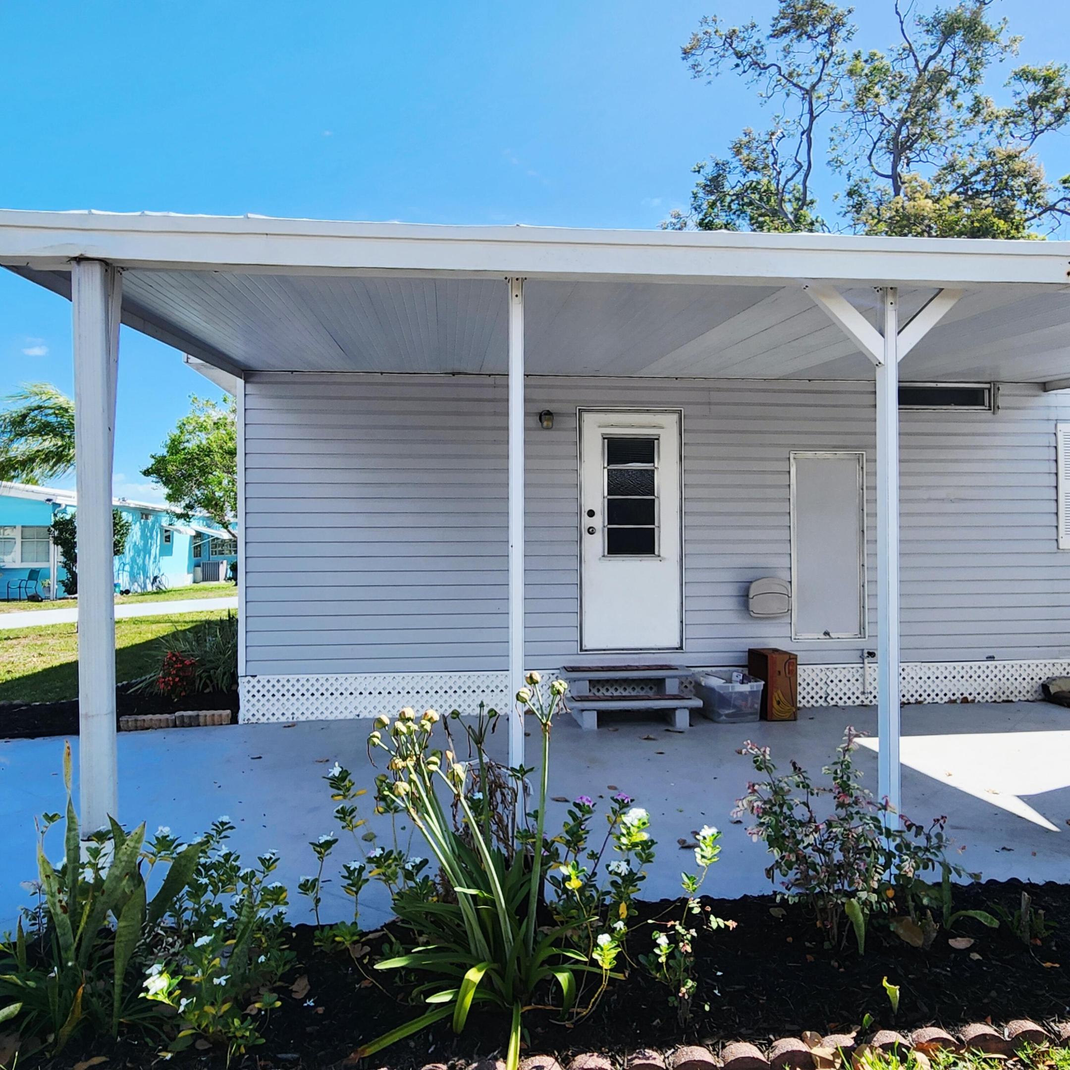 Spanish Lakes Golf Village - Residential