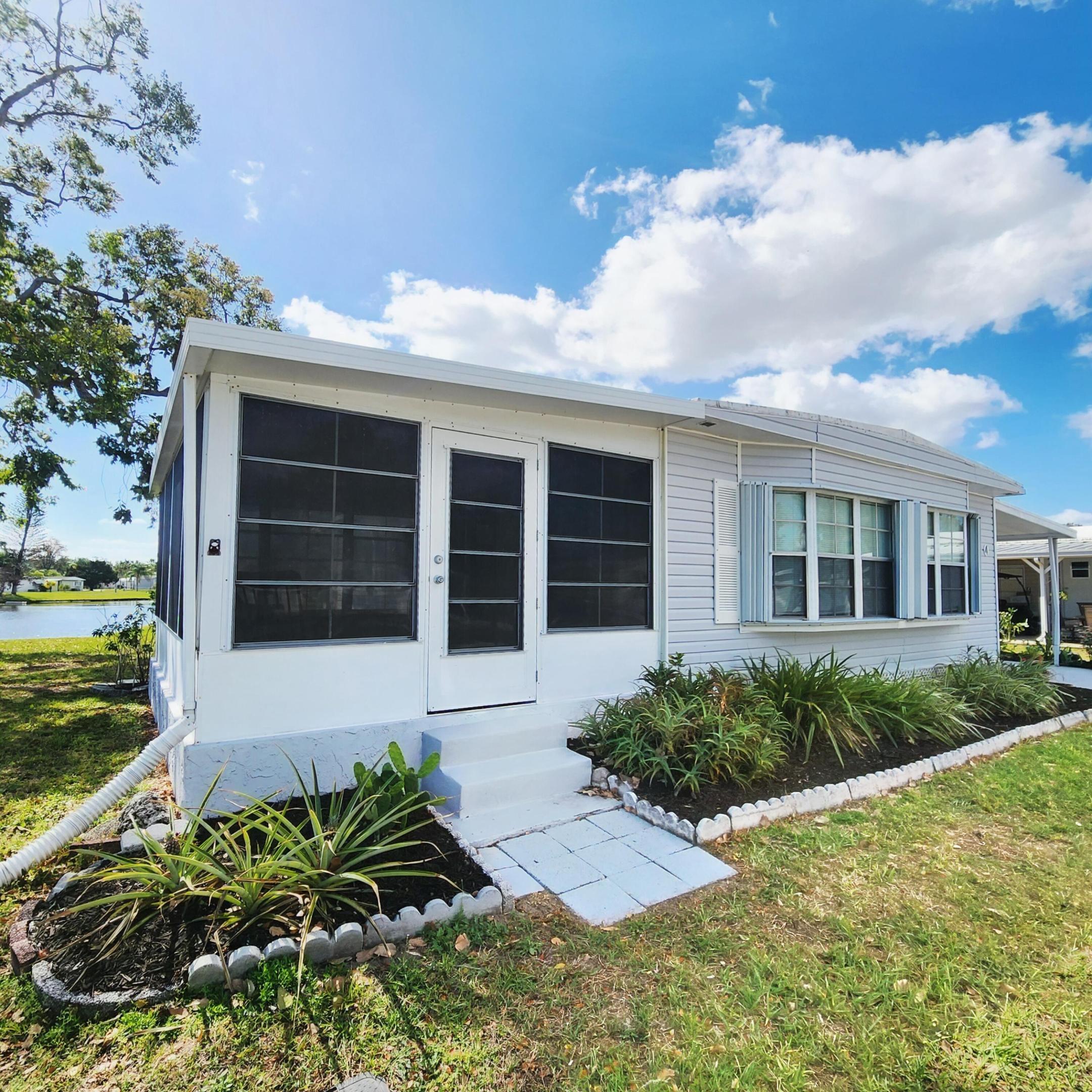 Spanish Lakes Golf Village - Residential