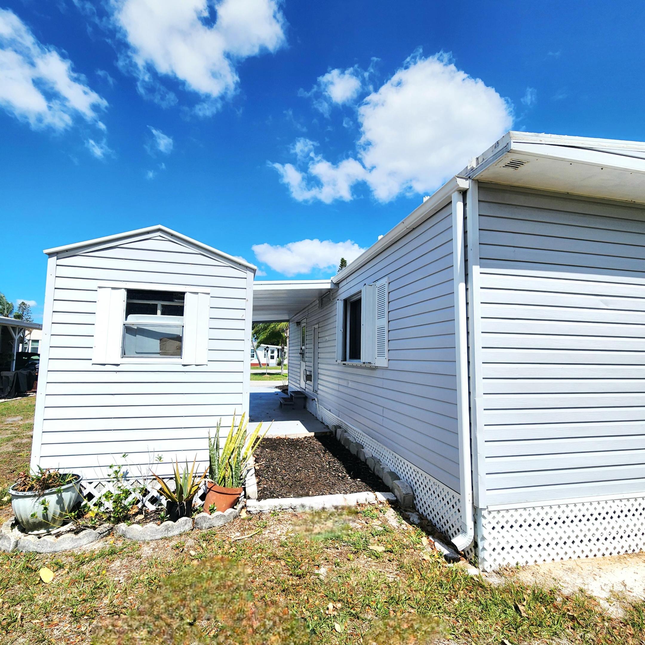 Spanish Lakes Golf Village - Residential