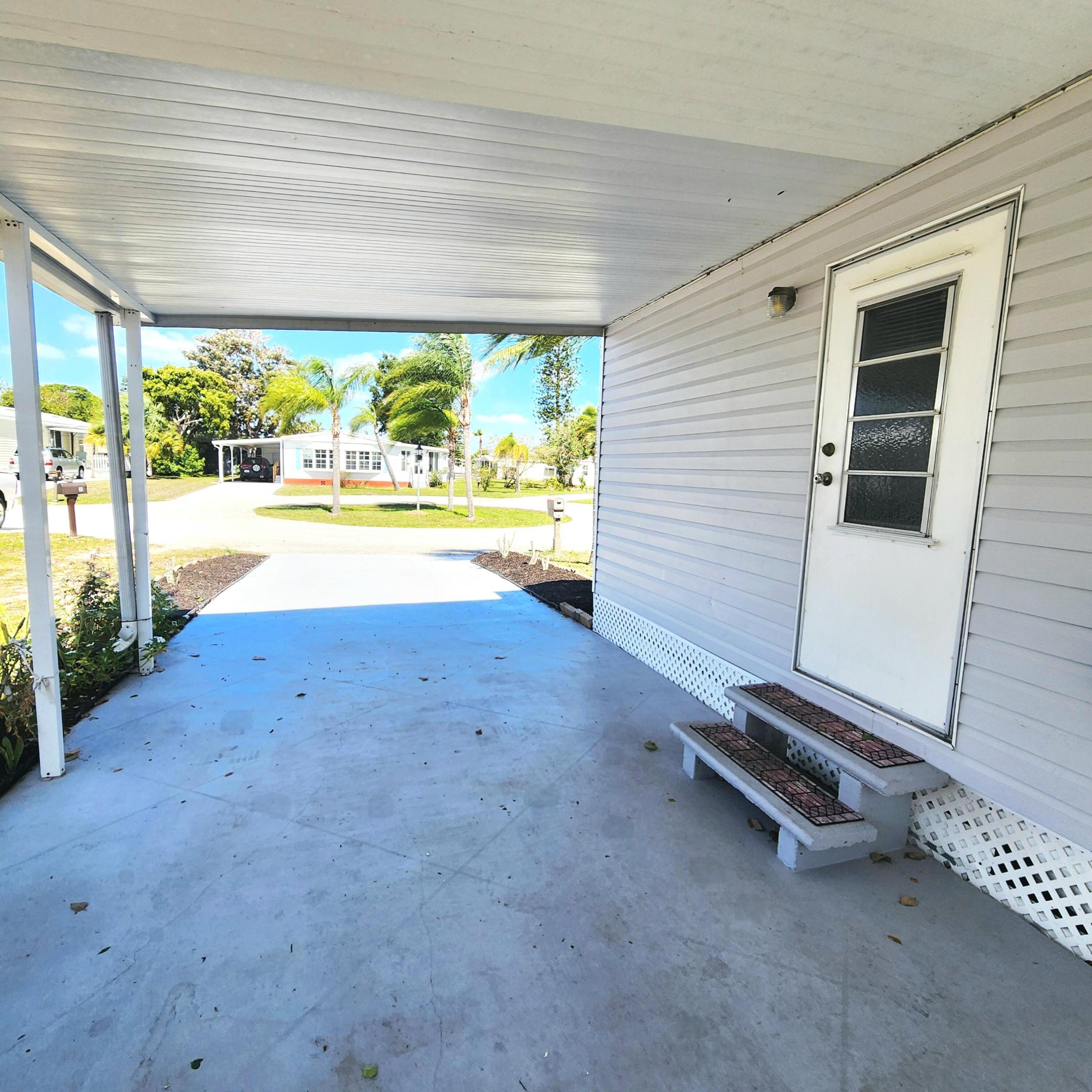 Spanish Lakes Golf Village - Residential