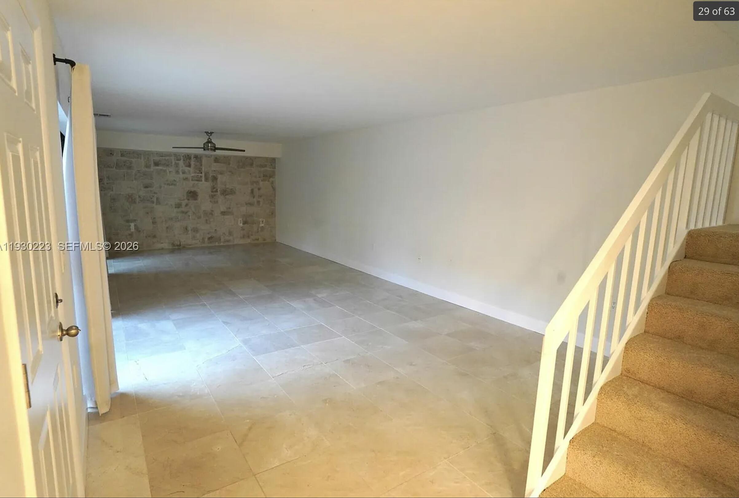 GARDEN LAKES AND GARDEN SQUARE SHOPS - Residential