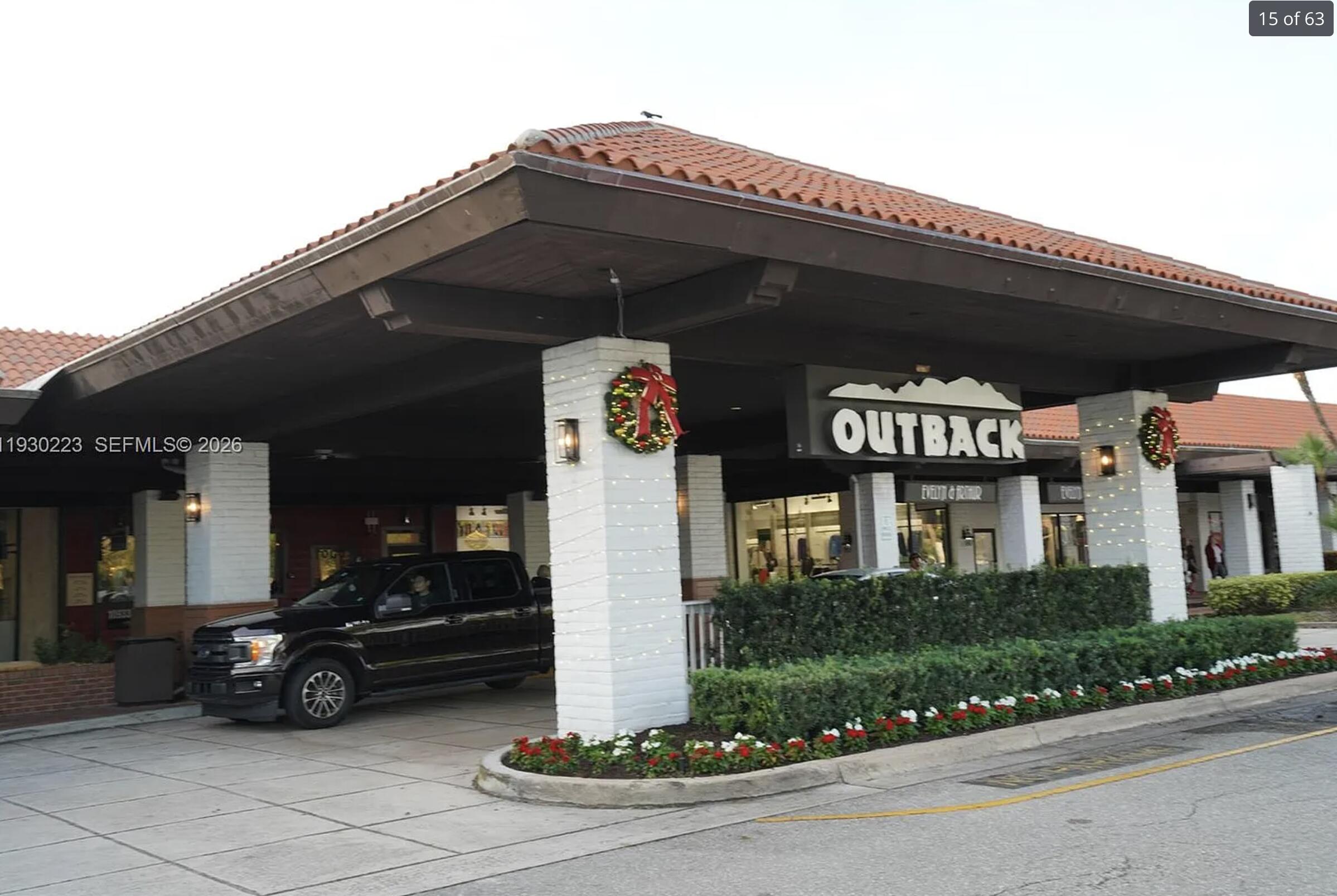 GARDEN LAKES AND GARDEN SQUARE SHOPS - Residential