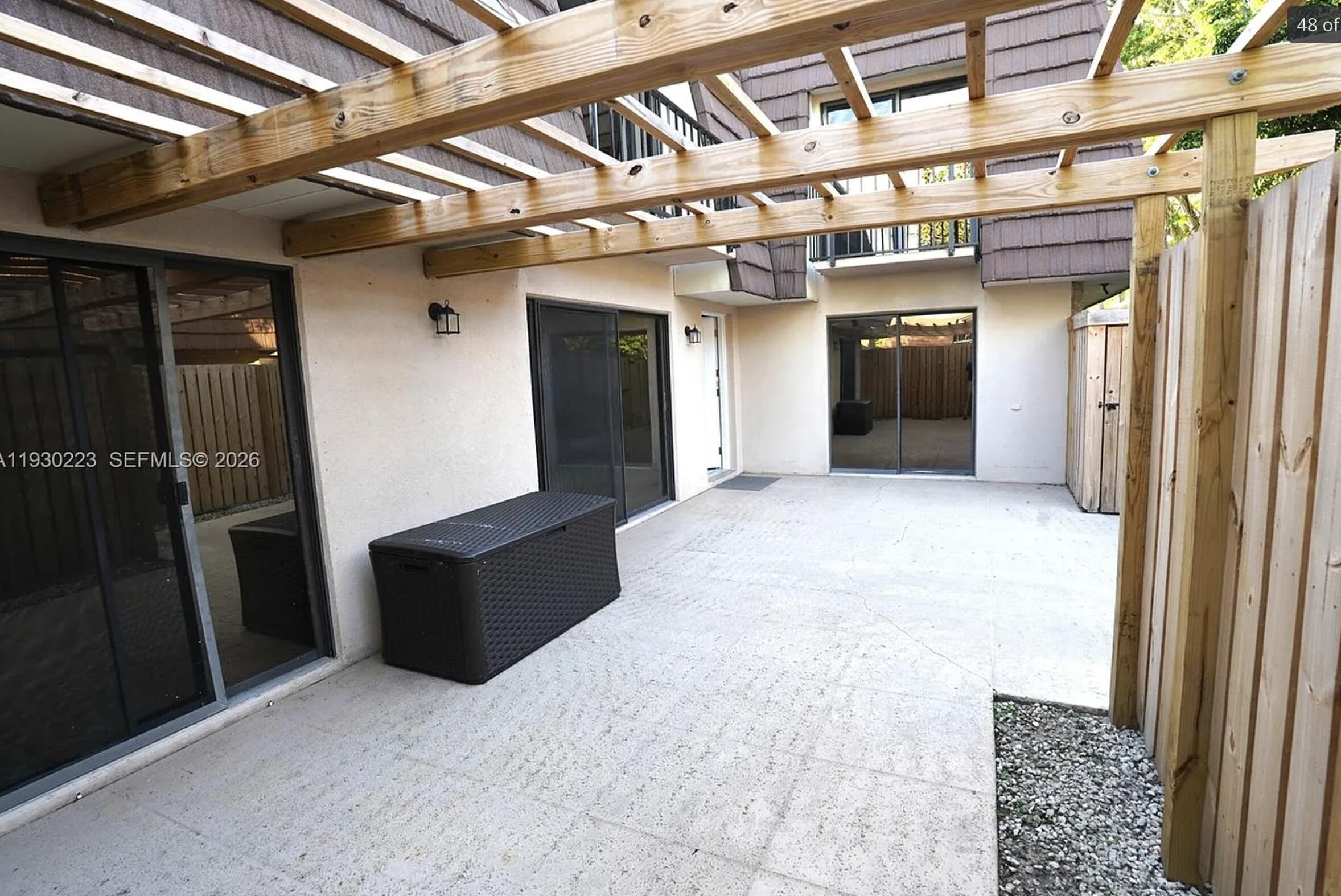 GARDEN LAKES AND GARDEN SQUARE SHOPS - Residential