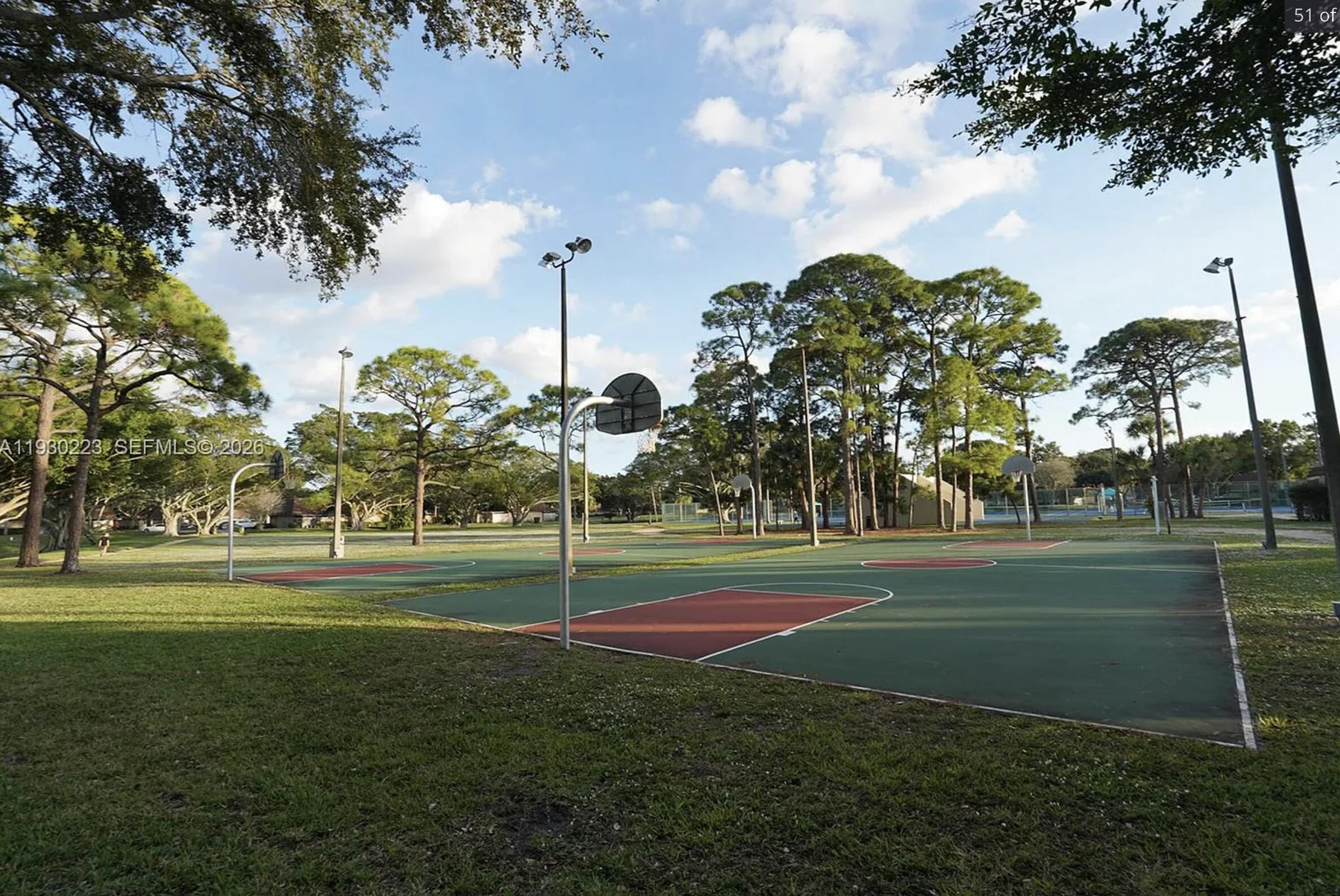 GARDEN LAKES AND GARDEN SQUARE SHOPS - Residential