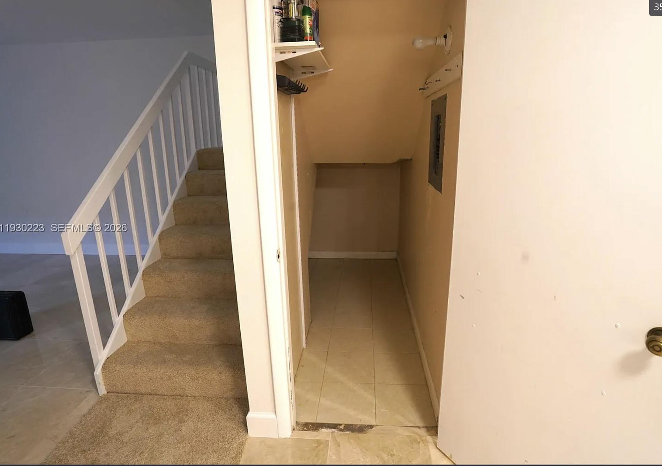 GARDEN LAKES AND GARDEN SQUARE SHOPS - Residential