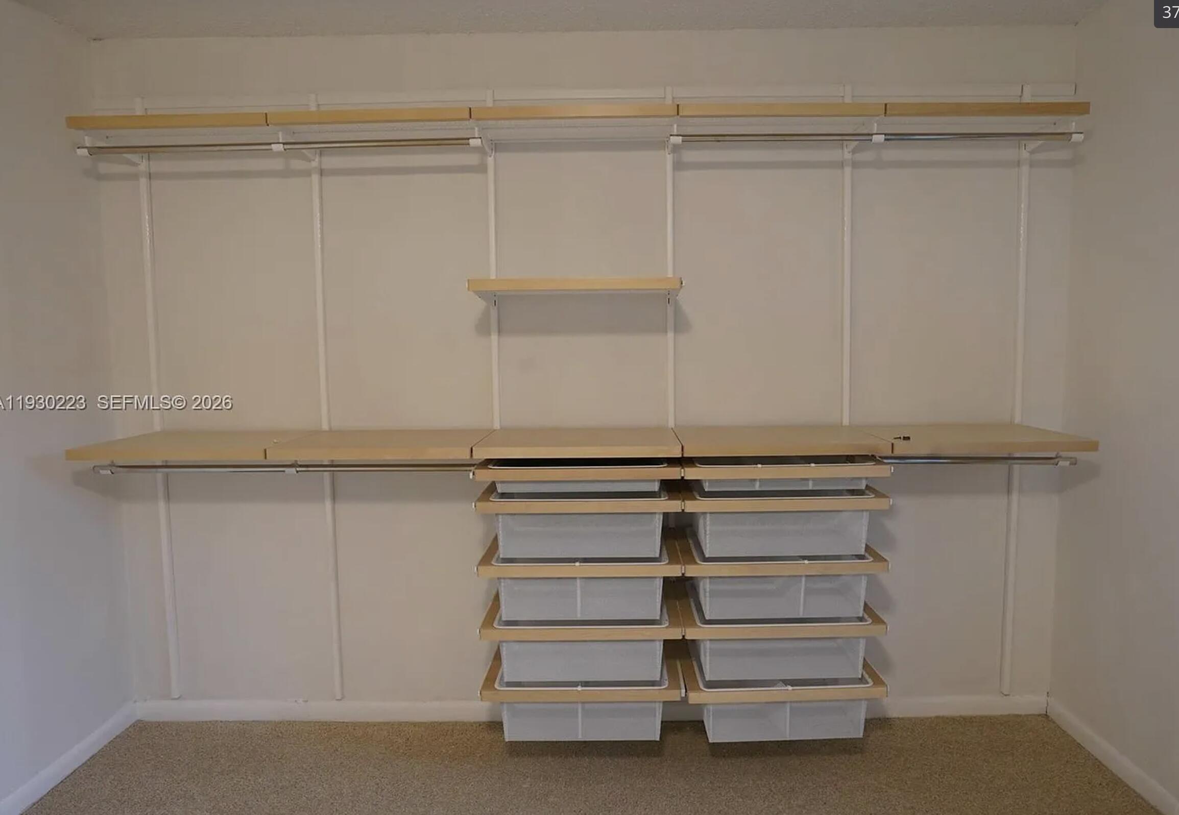 GARDEN LAKES AND GARDEN SQUARE SHOPS - Residential