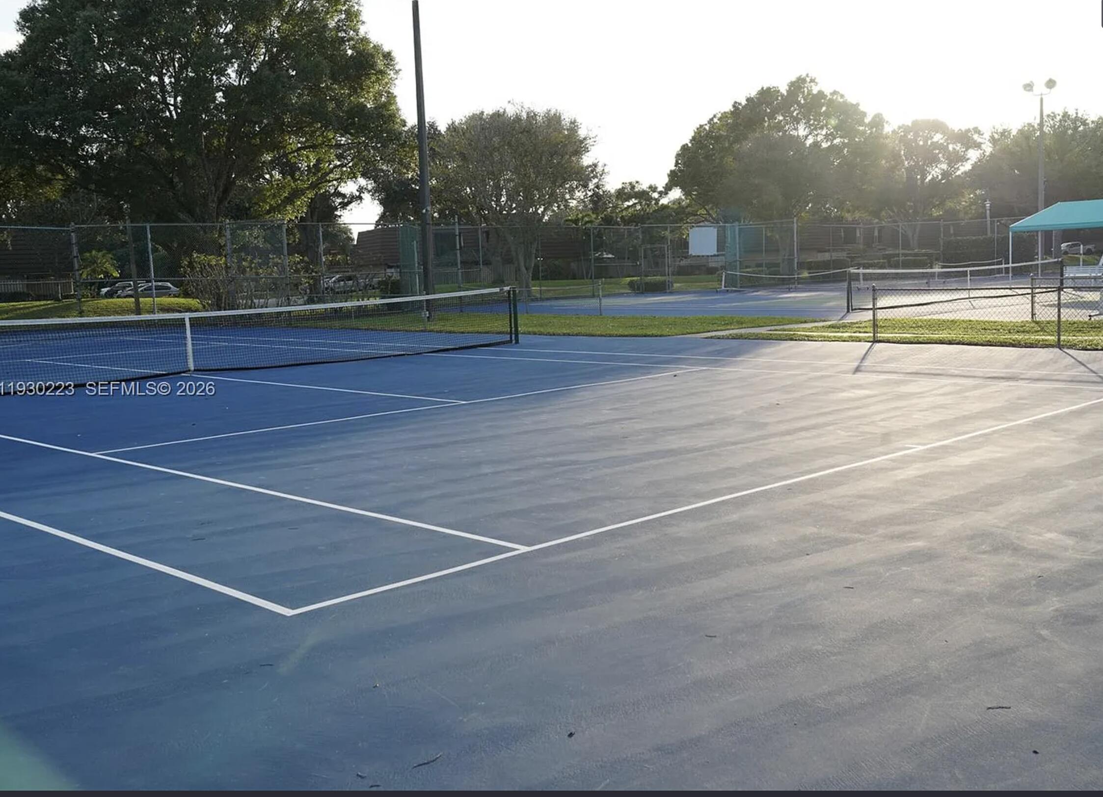 GARDEN LAKES AND GARDEN SQUARE SHOPS - Residential