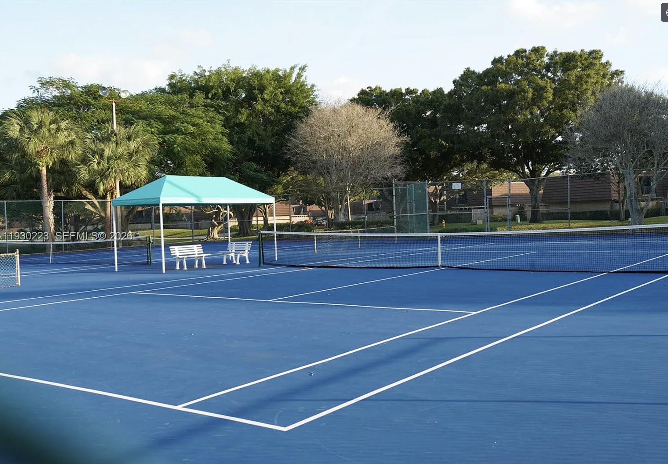 GARDEN LAKES AND GARDEN SQUARE SHOPS - Residential