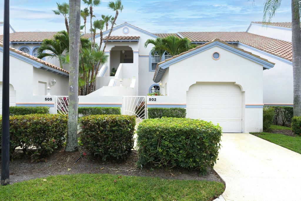 Photo of 502 Ryder Cup Circle S #502, Palm Beach Gardens, FL 33418 (MLS # R10958969)