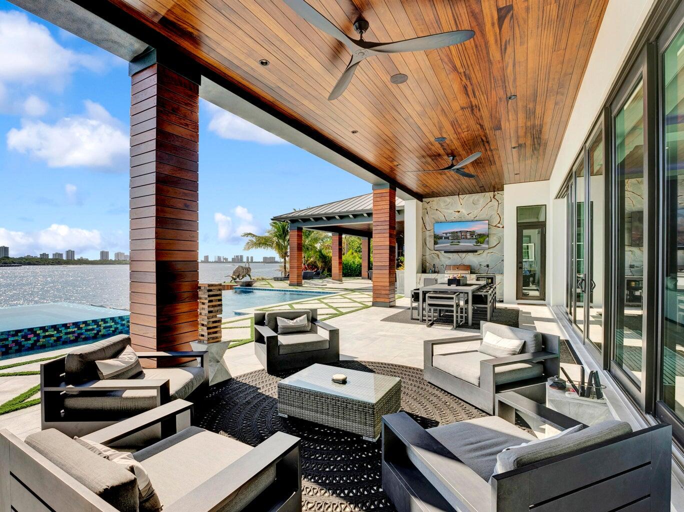 YACHT CLUB ADDITION - Residential