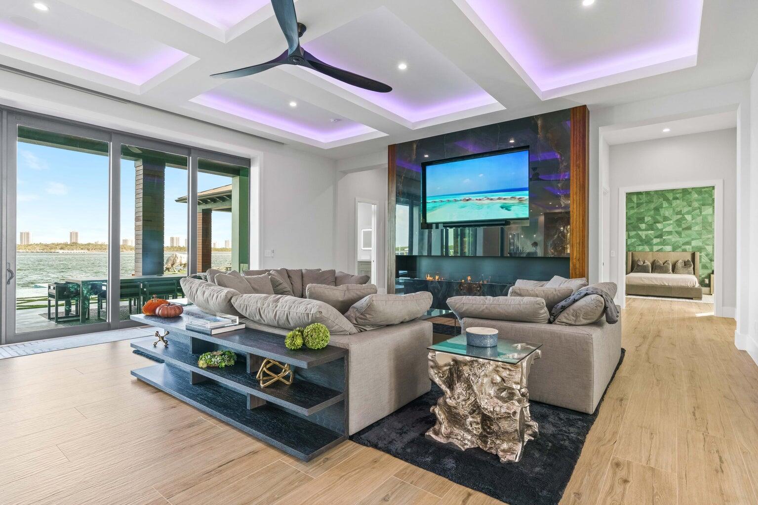 YACHT CLUB ADDITION - Residential