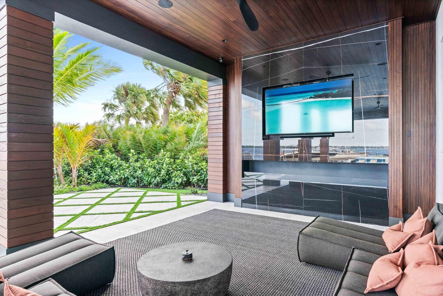 YACHT CLUB ADDITION - Residential