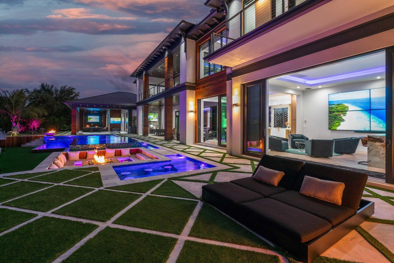 YACHT CLUB ADDITION - Residential