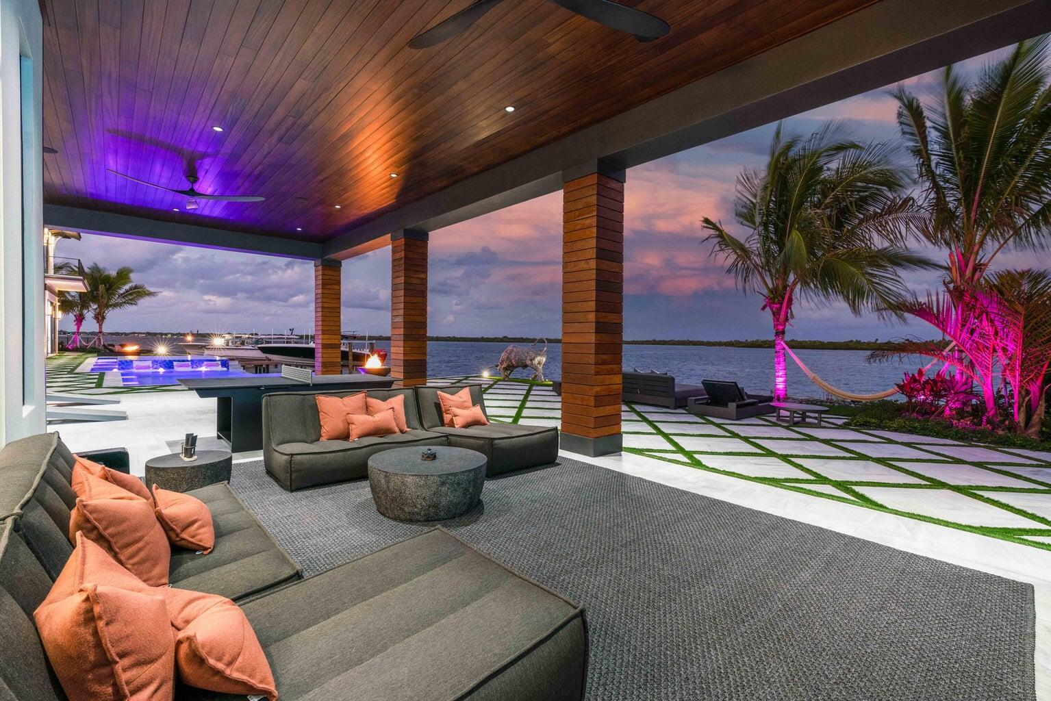 YACHT CLUB ADDITION - Residential