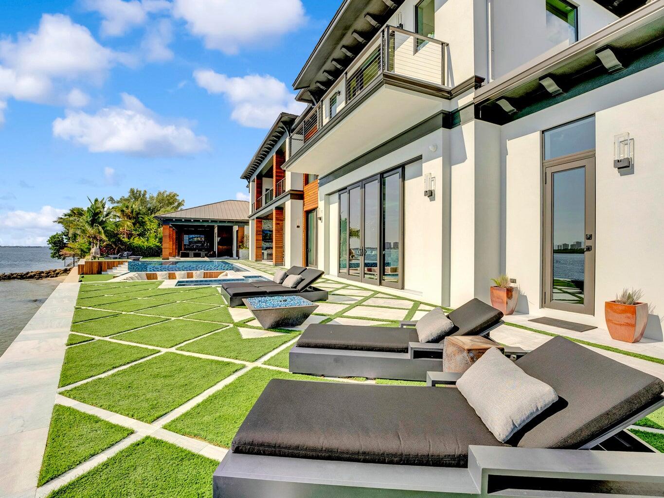 YACHT CLUB ADDITION - Residential