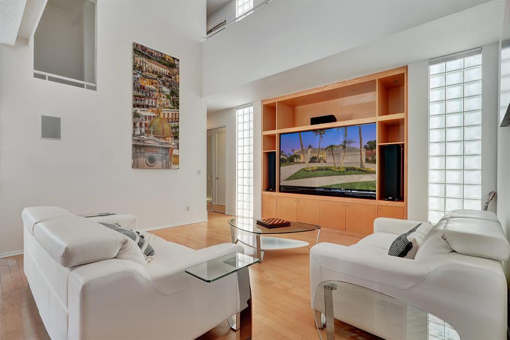 OLYMPUS - Residential