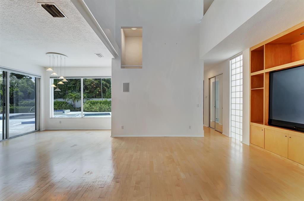 OLYMPUS - Residential