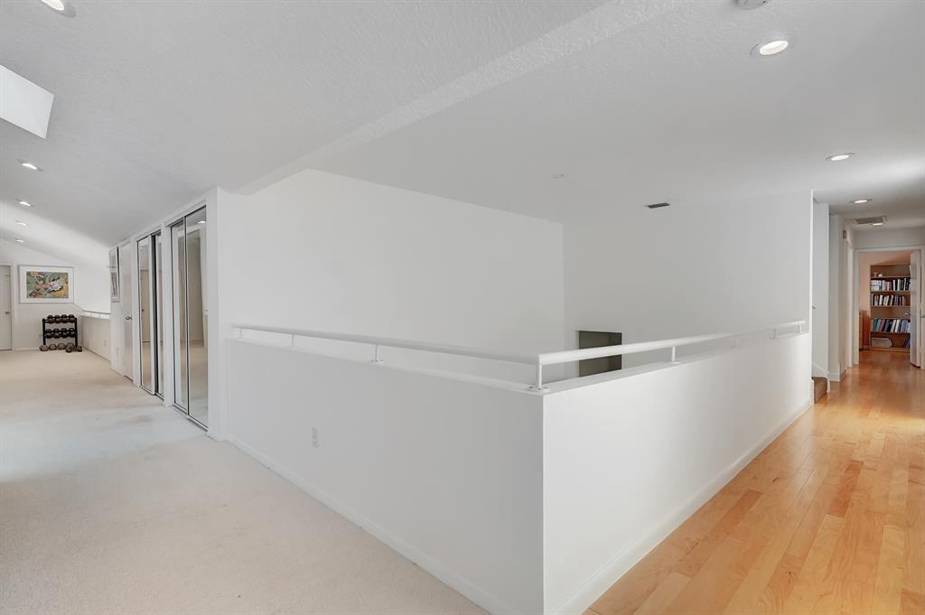 OLYMPUS - Residential