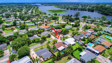 A home in Lake Worth