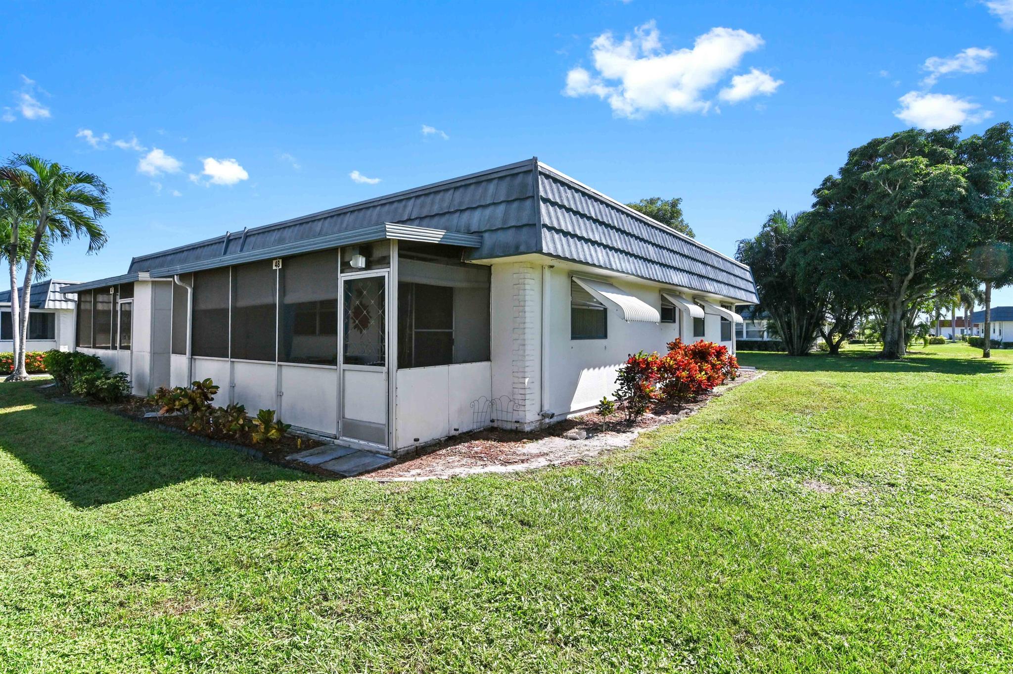 KINGS POINT - Residential