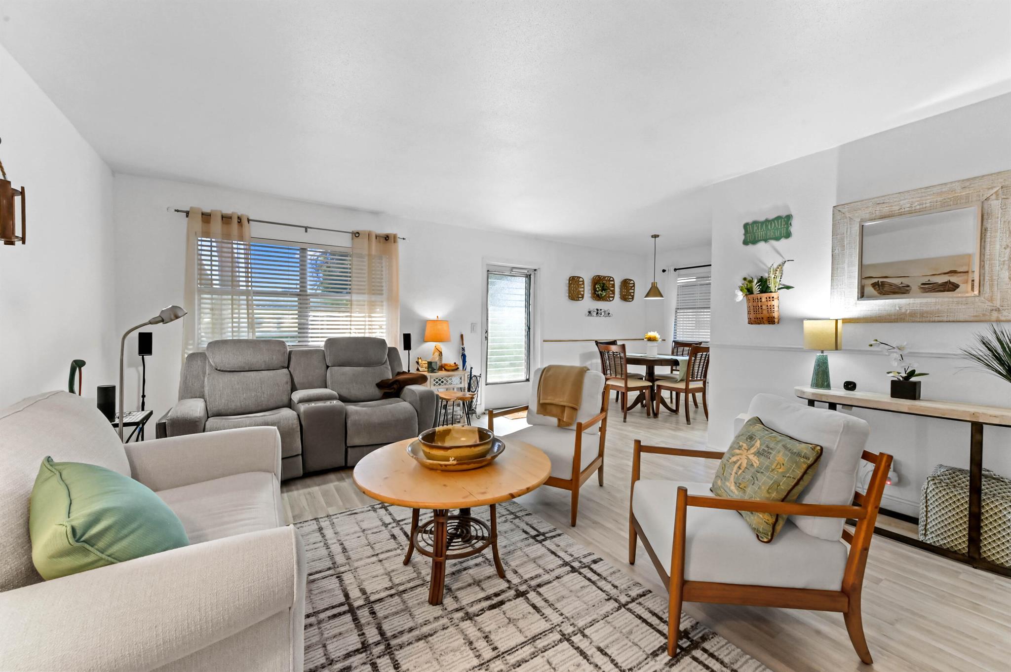 KINGS POINT - Residential