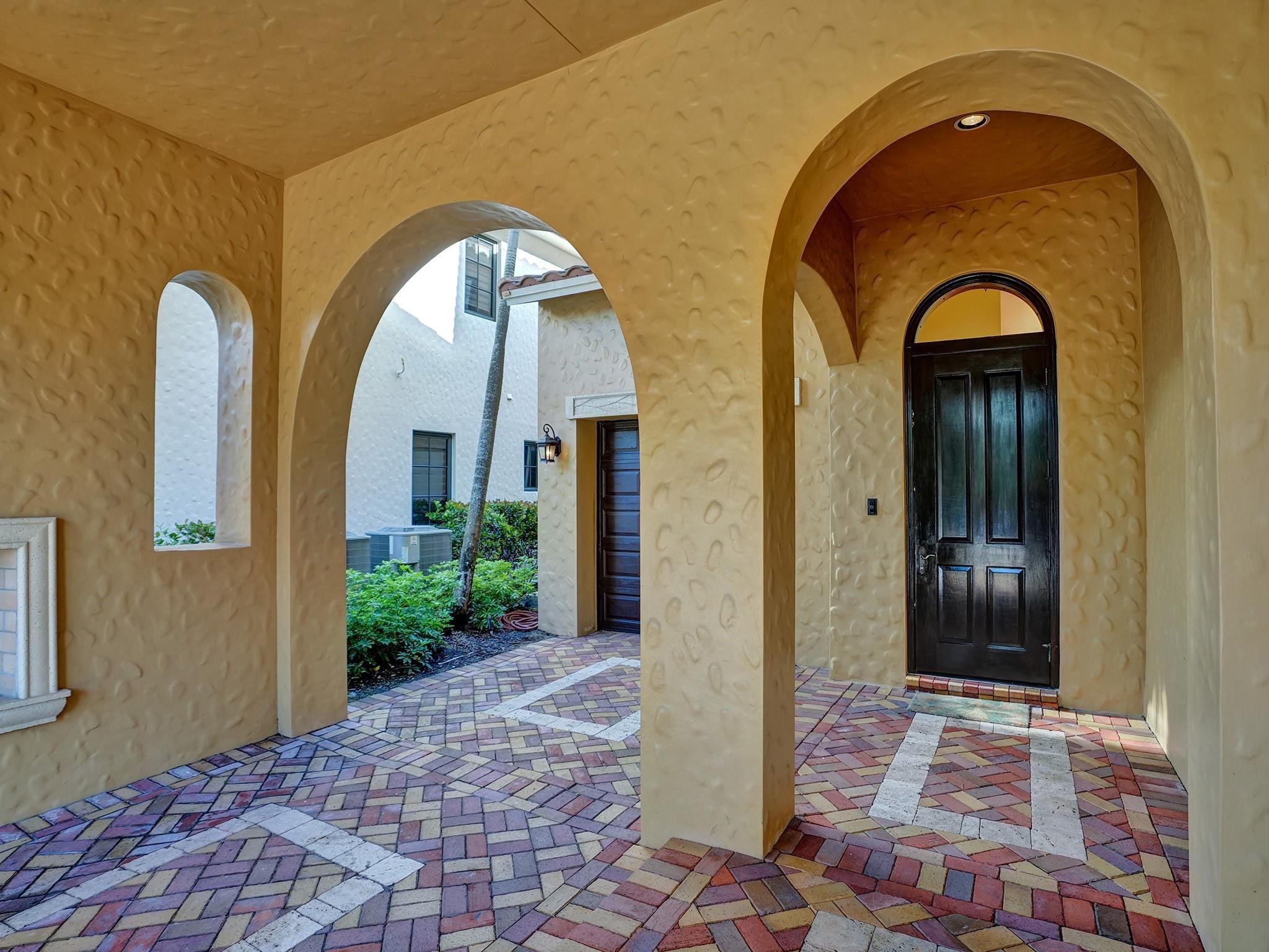 9571 Kenley Court