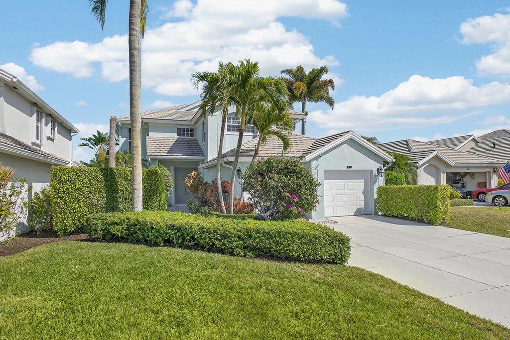 Photo of 639 Masters Way, Palm Beach Gardens, FL 33418 (MLS # R11166871)