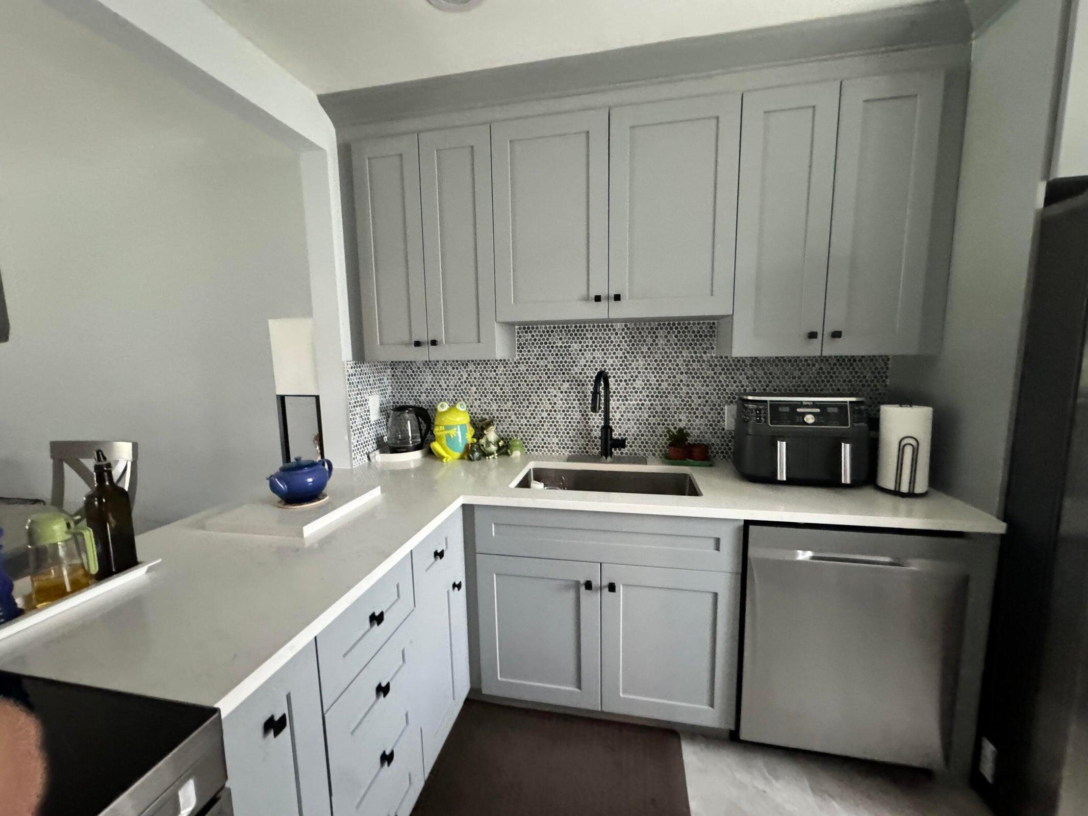 Golden Lakes Village Condo M - Residential