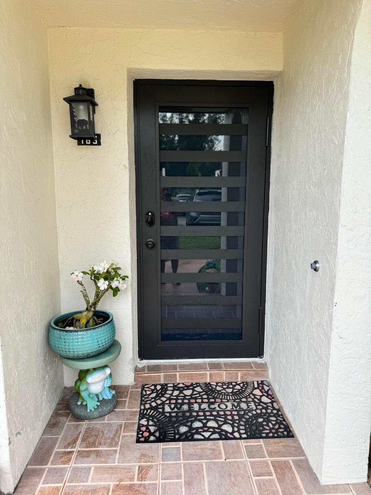 Golden Lakes Village Condo M - Residential