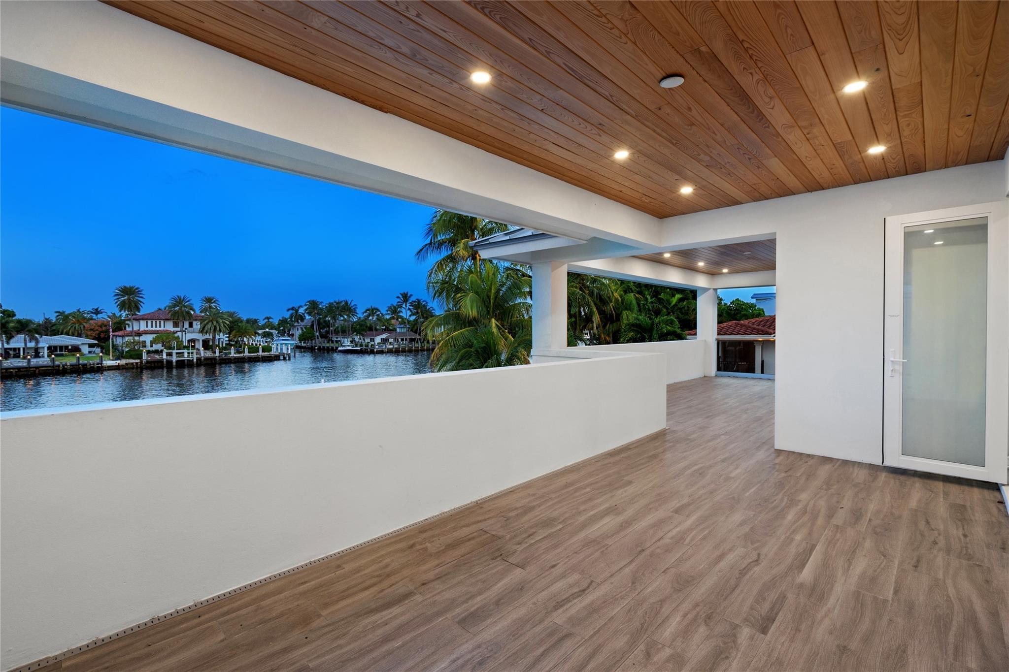 HILLSBORO SHORES SEC - Residential