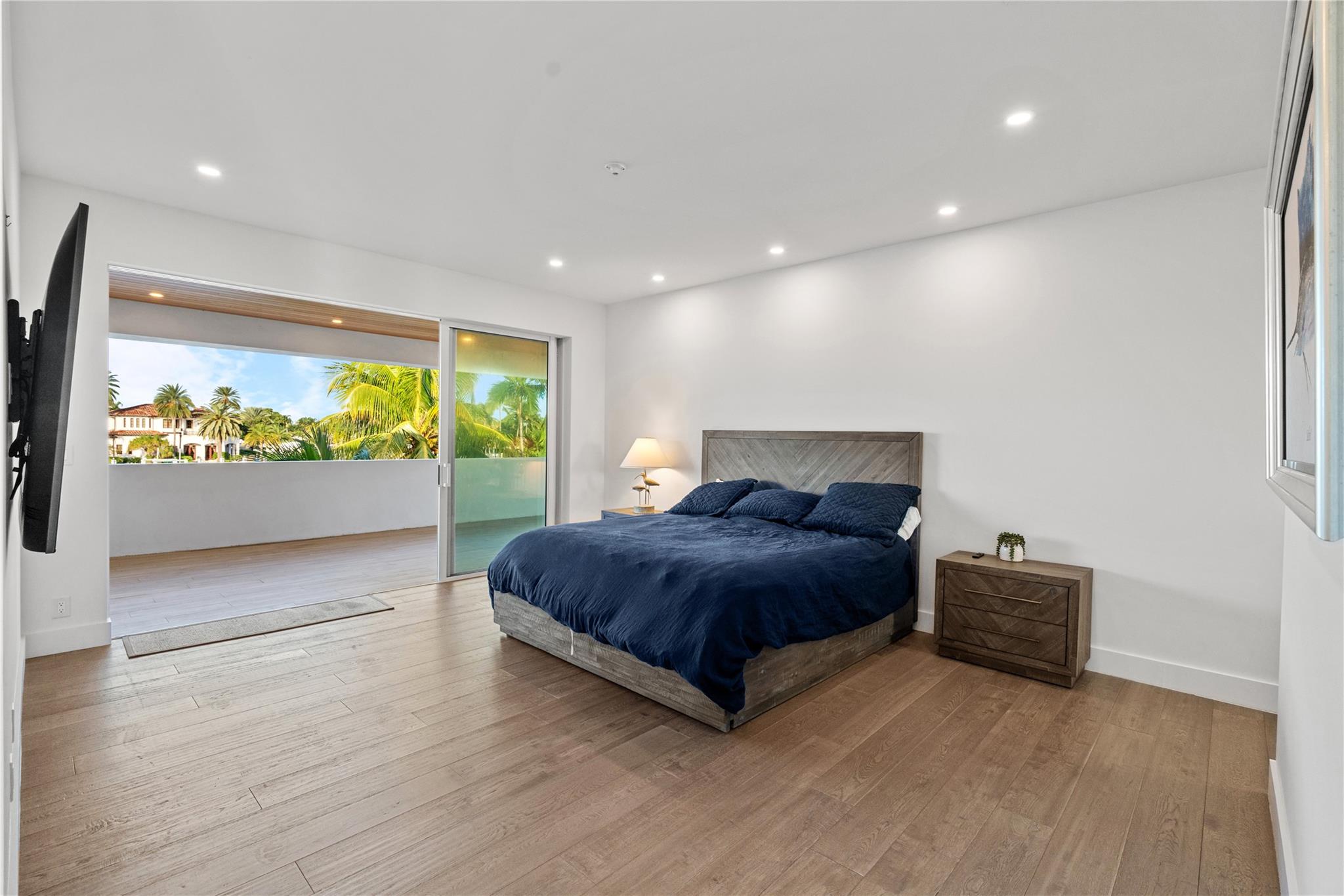 HILLSBORO SHORES SEC - Residential