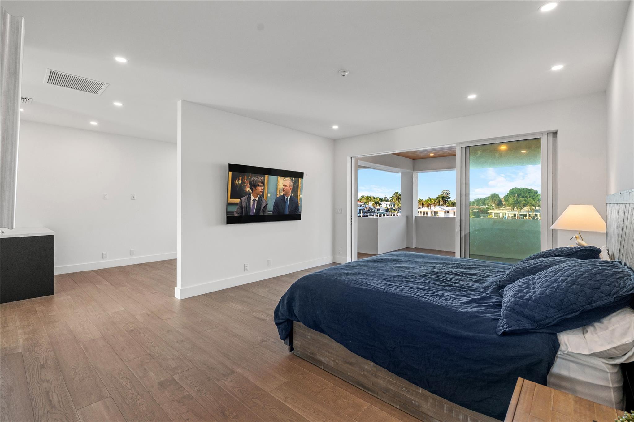 HILLSBORO SHORES SEC - Residential