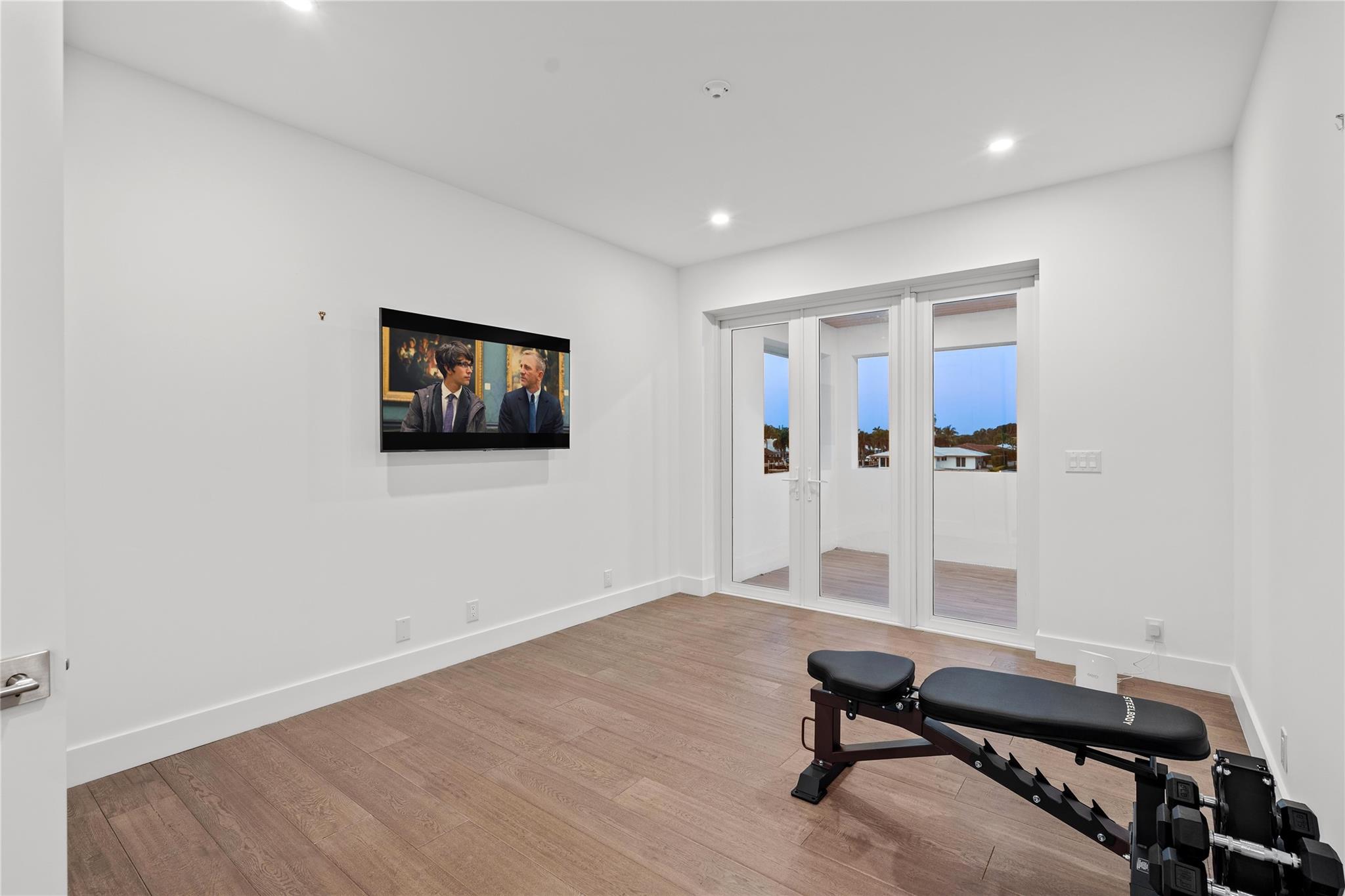 HILLSBORO SHORES SEC - Residential