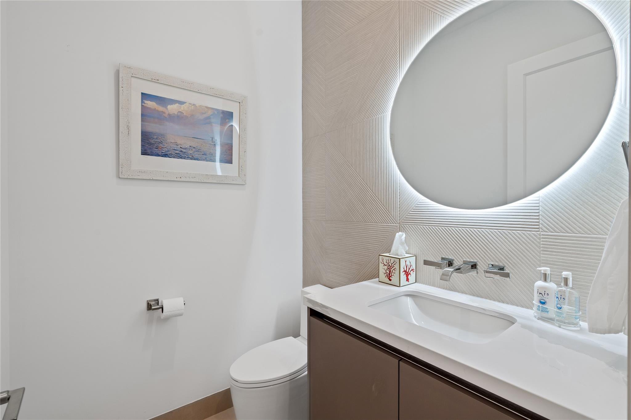 HILLSBORO SHORES SEC - Residential