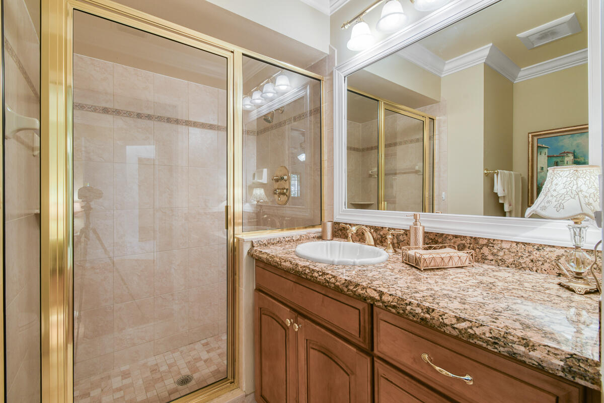 PGA RESORT COMMUNITY OF EAGLETON - Residential