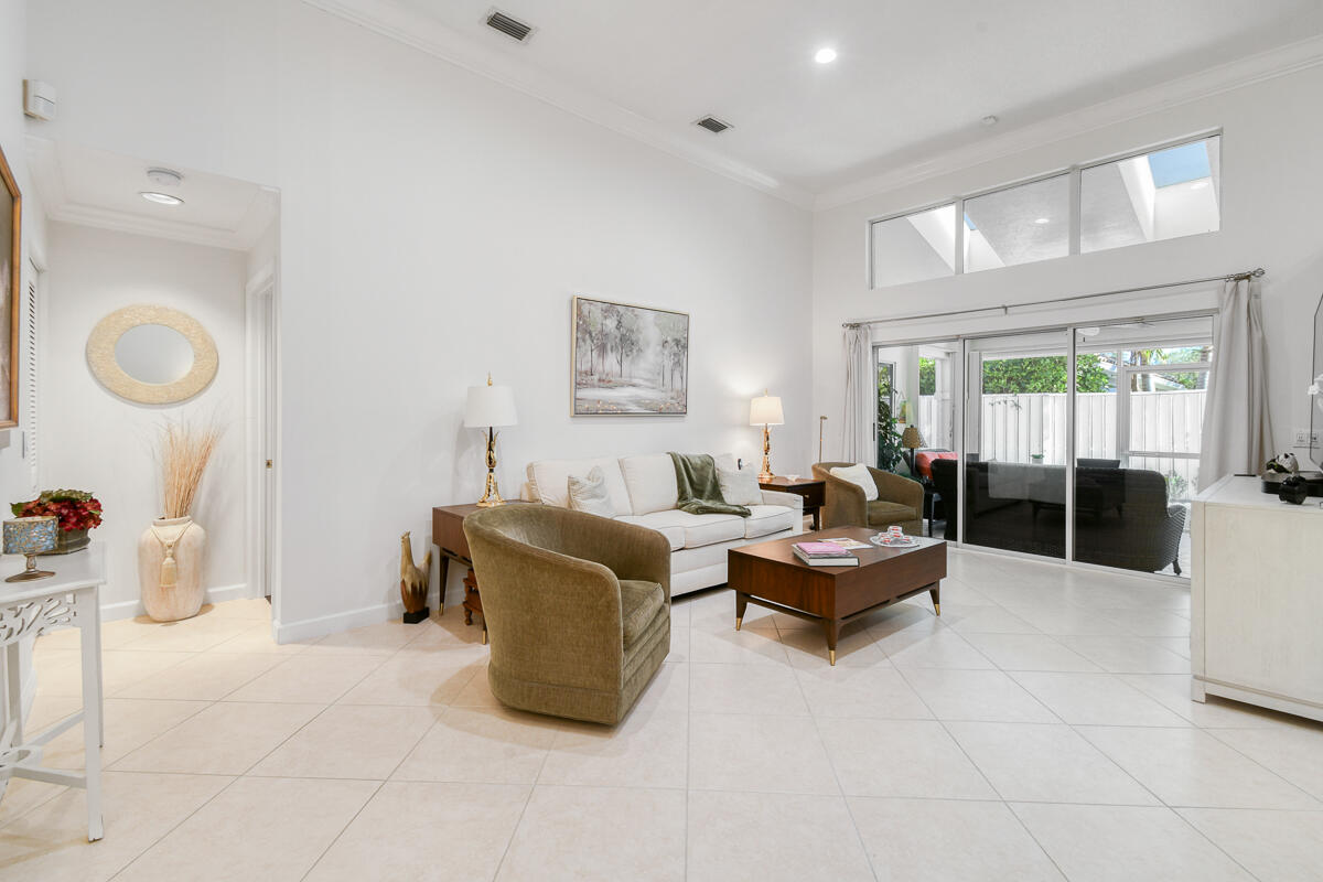 PGA RESORT COMMUNITY OF EAGLETON - Residential