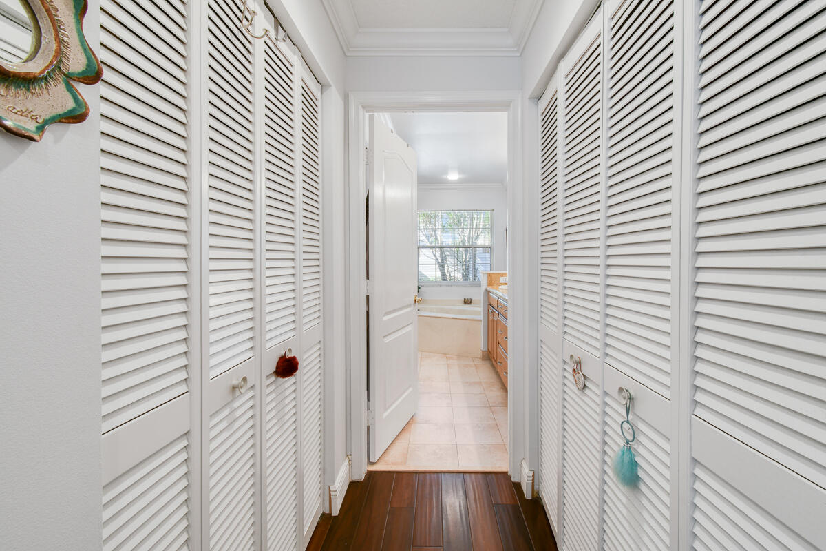 PGA RESORT COMMUNITY OF EAGLETON - Residential