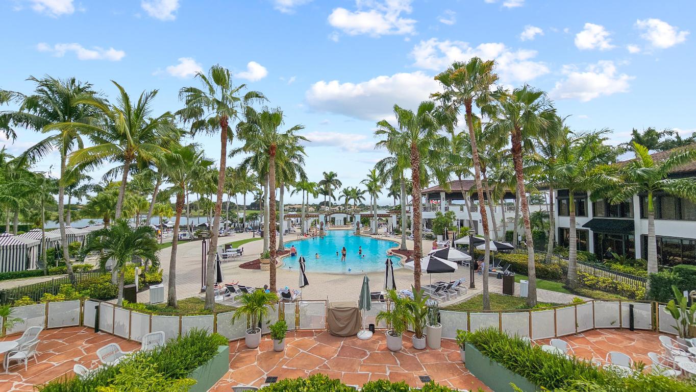 PGA RESORT COMMUNITY OF EAGLETON - Residential