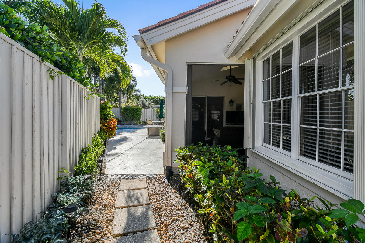 PGA RESORT COMMUNITY OF EAGLETON - Residential