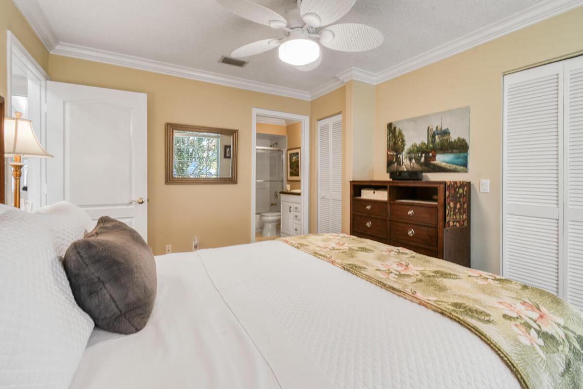 PGA RESORT COMMUNITY OF EAGLETON - Residential