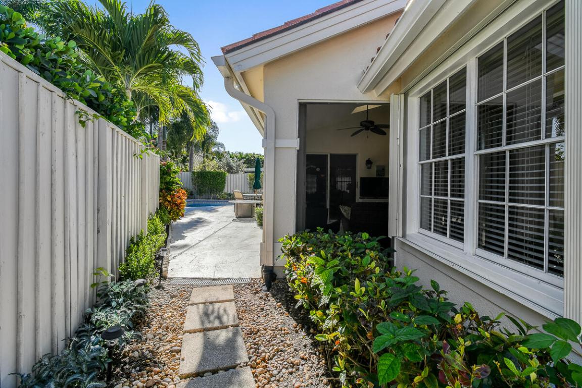 PGA RESORT COMMUNITY OF EAGLETON - Residential