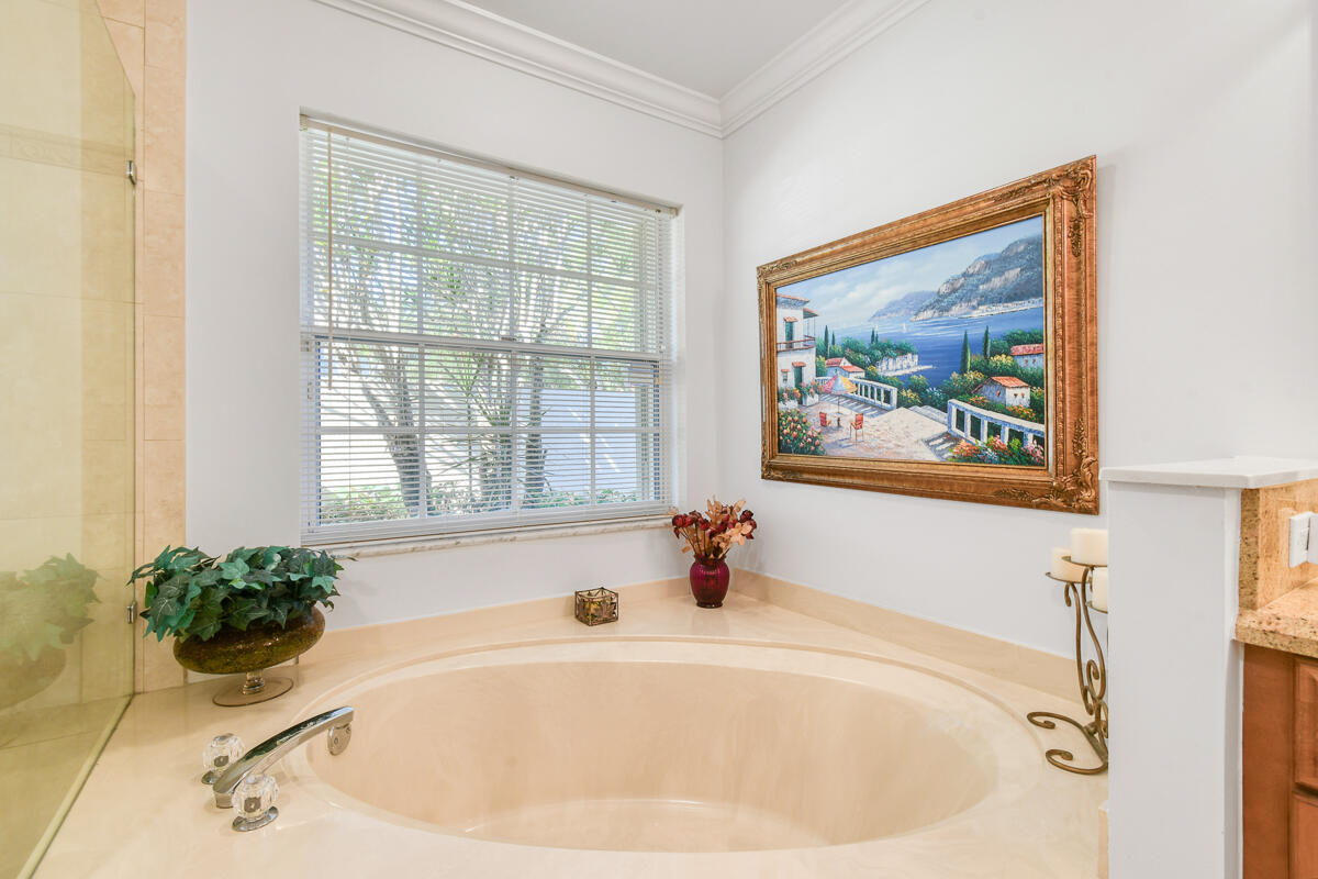 PGA RESORT COMMUNITY OF EAGLETON - Residential