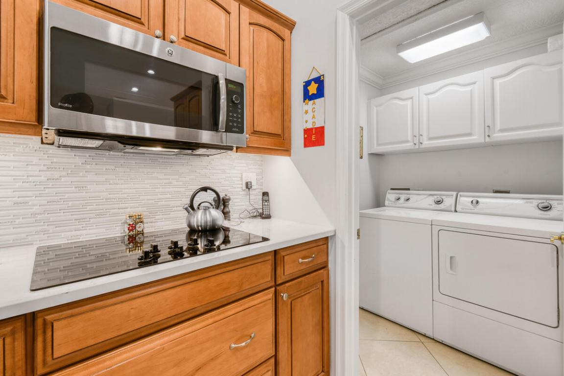 PGA RESORT COMMUNITY OF EAGLETON - Residential