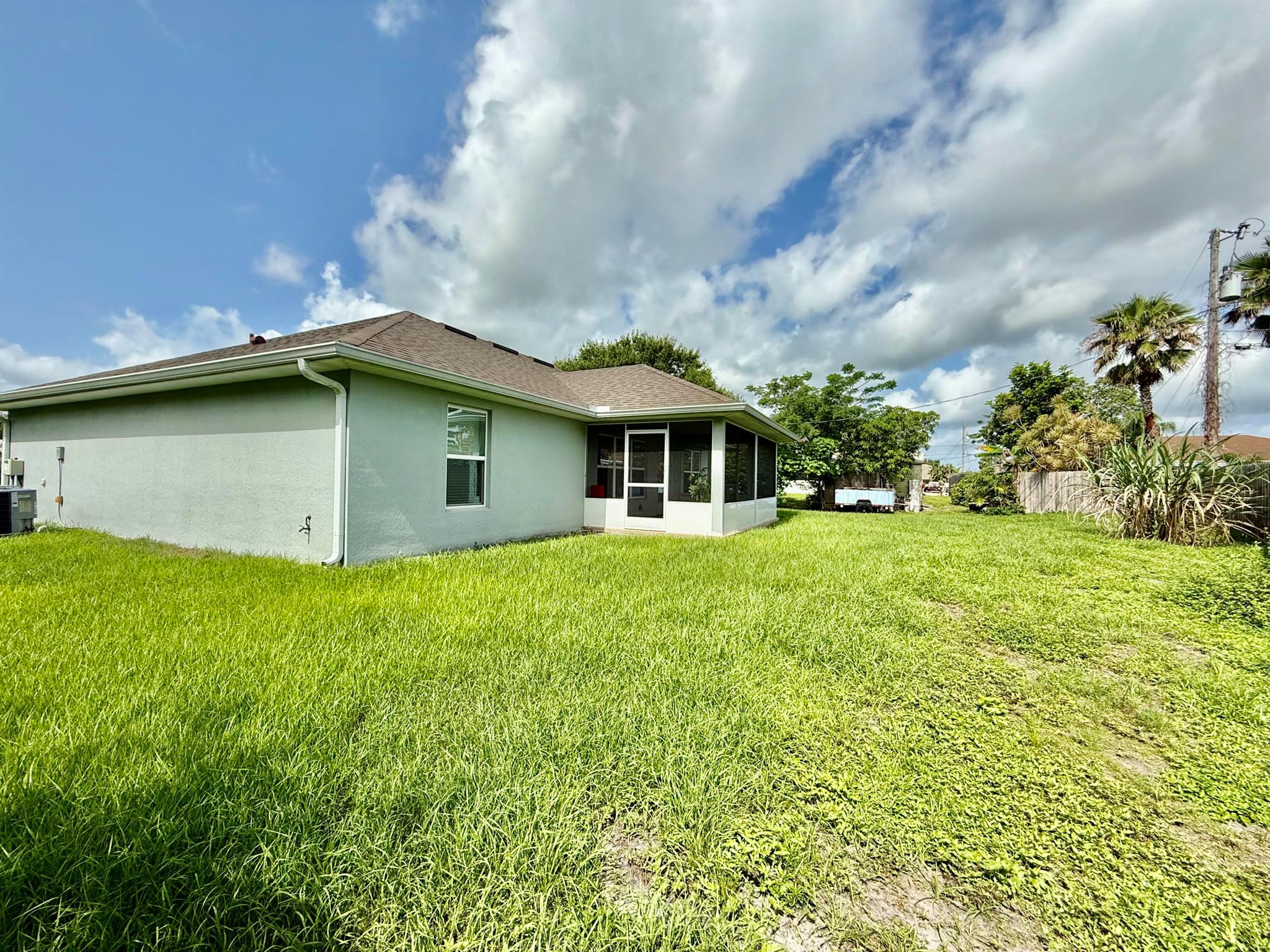 PORT ST LUCIE SECTION 33 - Residential