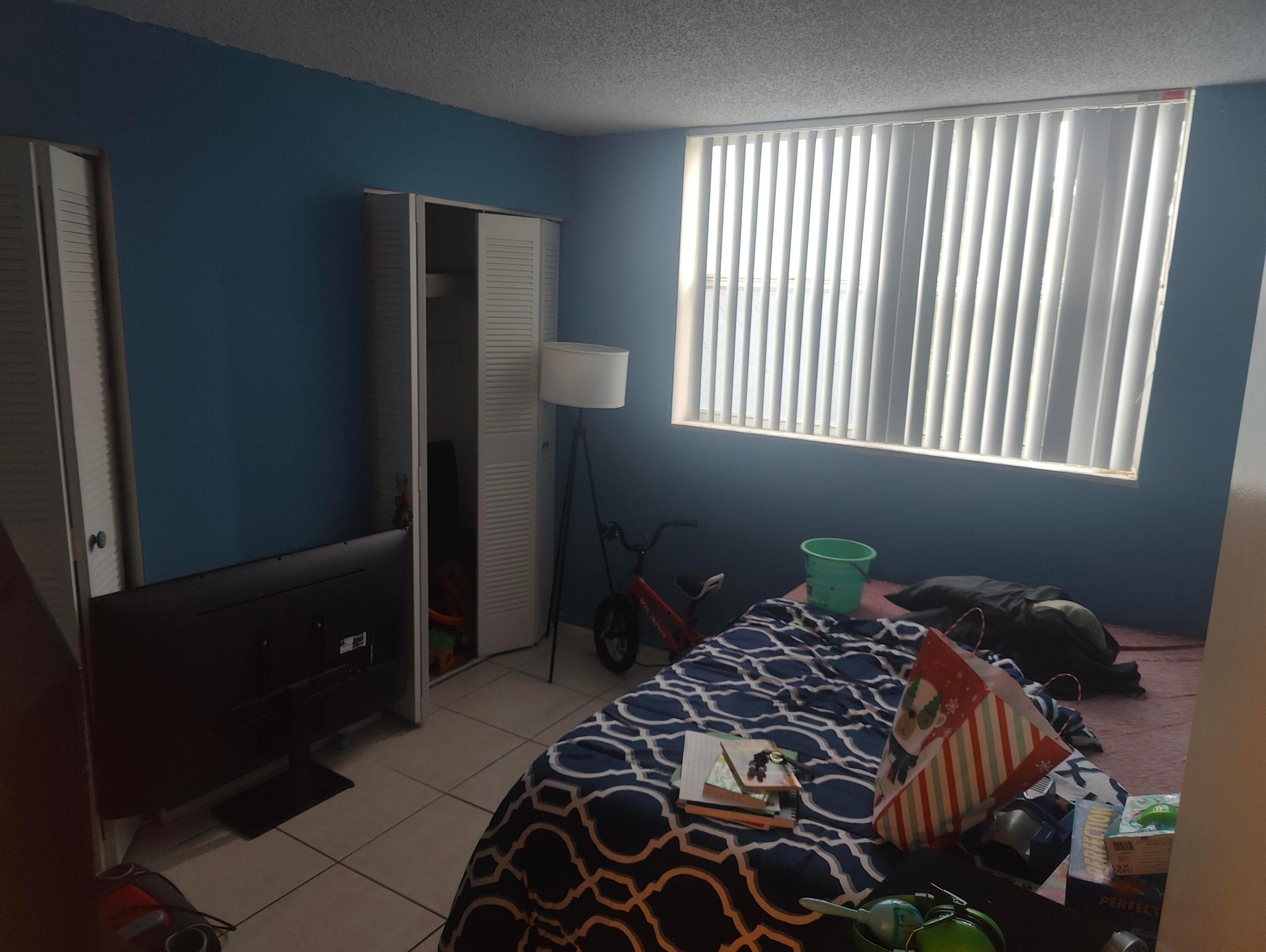 500 EXECUTIVE CENTER Drive 2A