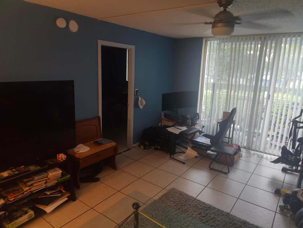 Photo of 500 EXECUTIVE CENTER Drive #2A, West Palm Beach, FL 33401 (MLS # B26059828)