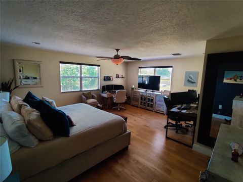 Townhouse in Hollywood FL 3950 Simms St St 14.jpg